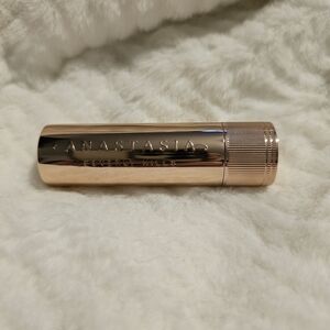 Anastasia Beverly Hills Matte Lipstick - American Doll